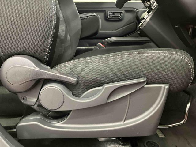 タフト G クロムベンチャー 1オーナー 衝突被害軽減システム 車線逸脱警報装置 シートヒーター ガラスルーフ アイドリングストップ LEDヘッドランプ オートライト オートマチックハイビーム スマートキー プッシュスタート(23枚目)