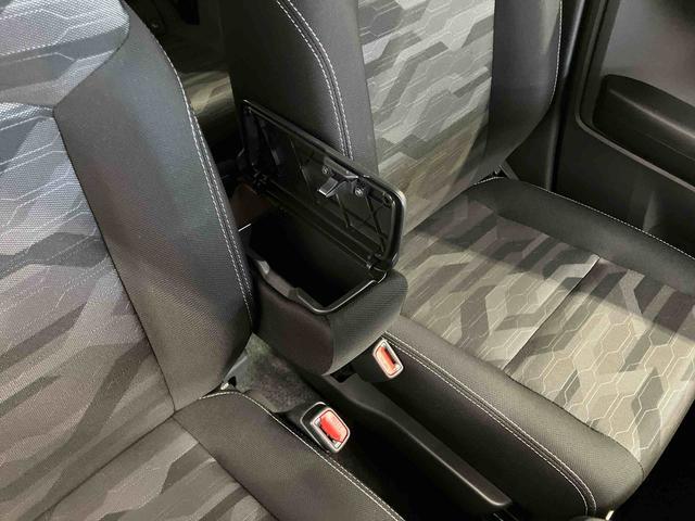 タフト G クロムベンチャー 1オーナー 衝突被害軽減システム 車線逸脱警報装置 シートヒーター ガラスルーフ アイドリングストップ LEDヘッドランプ オートライト オートマチックハイビーム スマートキー プッシュスタート(24枚目)