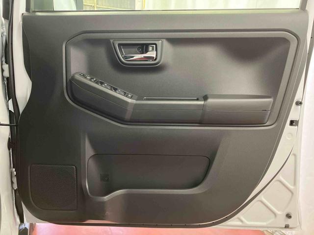 タフト G クロムベンチャー 1オーナー 衝突被害軽減システム 車線逸脱警報装置 シートヒーター ガラスルーフ アイドリングストップ LEDヘッドランプ オートライト オートマチックハイビーム スマートキー プッシュスタート(33枚目)