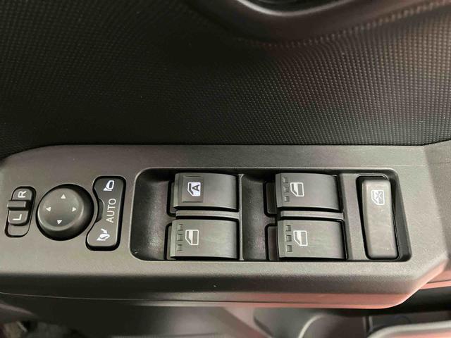 タフト G クロムベンチャー 1オーナー 衝突被害軽減システム 車線逸脱警報装置 シートヒーター ガラスルーフ アイドリングストップ LEDヘッドランプ オートライト オートマチックハイビーム スマートキー プッシュスタート(34枚目)