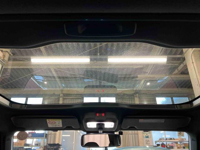 �y�X�J�C�t�B�[���g�b�v�z�@�O�Ȃ̓���ɑ傫���L����K���X���[�t�B