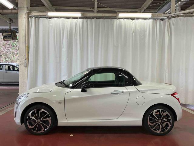 コペン ローブ　下取車　ターボ　ＤＶＤオーディオ　ブルートゥース　ドライブレコーダー　運転席エアバッグ　助手席エアバッグ　スマートキー　シートヒーター　ＡＢＳ　ＶＳＣ　衝突安全ボディ　ＬＥＤヘッドランプ（7枚目）