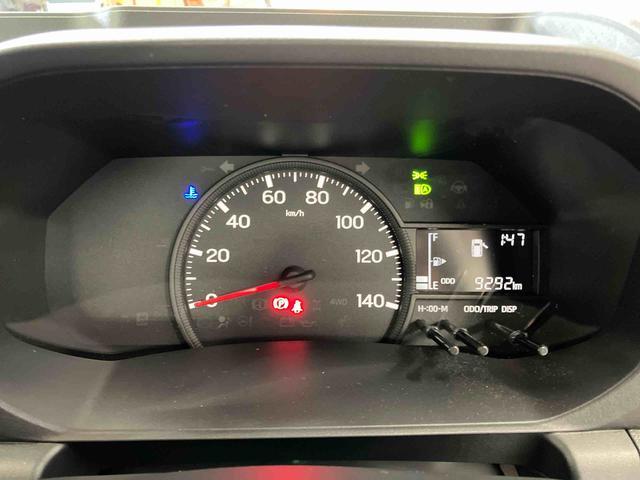 ハイゼットトラック スタンダード 1オーナー 2WD マニュアル車 衝突被害軽減システム 運転席エアバッグ 助手席エアバッグ アイドリングストップ ESC ABS オートライト オートマチックハイビーム レーンキープアシスト(11枚目)