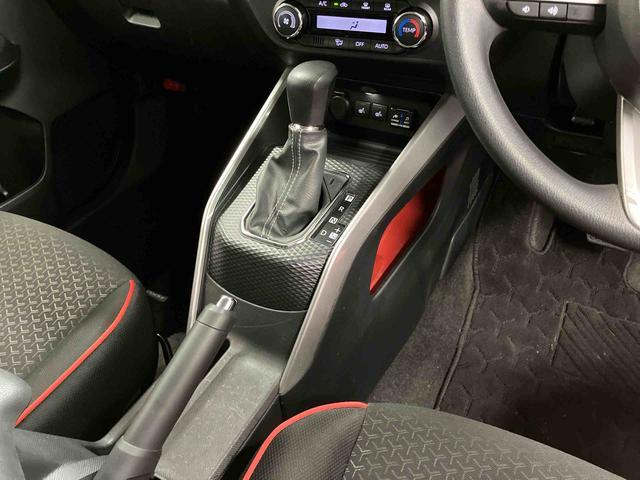 ロッキー G 下取車 ターボ ナビ TV アイドリングストップ アダプティブクルーズコントロール 車線逸脱警報 ブルートゥース 誤発進抑制機能 オートライト オートマチックハイビーム シートヒーター ドラレコ(26枚目)