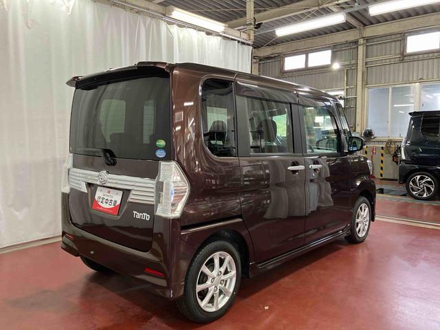 タント カスタムＸ　ＳＡＩＩＩ　下取車　メモリーナビ　バックカメラ　ＬＥＤヘッドランプ　オートライト　衝突被害軽減システム　スマートキー　プッシュスタート　片側電動両側スライドドア　運転席エアバッグ　助手席エアバッグ（5枚目）