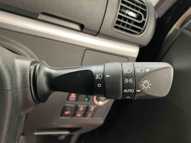 タント カスタムＸ　ＳＡＩＩＩ　下取車　メモリーナビ　バックカメラ　ＬＥＤヘッドランプ　オートライト　衝突被害軽減システム　スマートキー　プッシュスタート　片側電動両側スライドドア　運転席エアバッグ　助手席エアバッグ（17枚目）