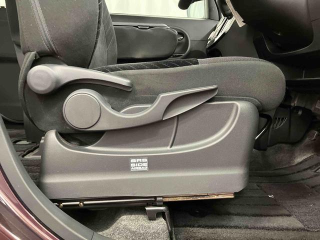 タント カスタムＸ　ＳＡＩＩＩ　下取車　メモリーナビ　バックカメラ　ＬＥＤヘッドランプ　オートライト　衝突被害軽減システム　スマートキー　プッシュスタート　片側電動両側スライドドア　運転席エアバッグ　助手席エアバッグ（24枚目）