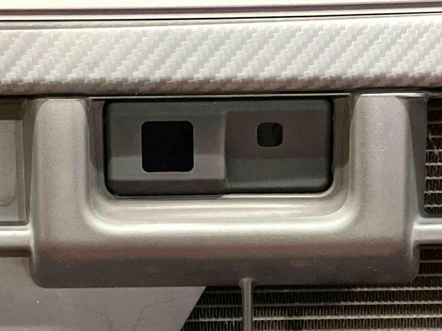 ムーヴ カスタム　Ｘ　ハイパーＳＡＩＩ　下取車　衝突被害軽減システム　アイドリングストップ　レーンキープアシスト　スマートキー　ＬＥＤヘッドランプ　オートライト　オートマチックハイビーム　ベンチシート　ＡＢＳ　ＥＳＣ　ドライブレコーダー（10枚目）