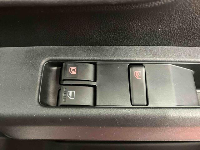 ハイゼットカーゴ ＤＸ　１オーナー　衝突被害軽減システム　衝突安全ボディ　アイドリングストップ　ＥＴＣ　キーレス　両側スライドドア　オートライト　オートマチックハイビーム　ＥＳＣ　ＡＢＳ　運転席エアバッグ　助手席エアバッグ（33枚目）