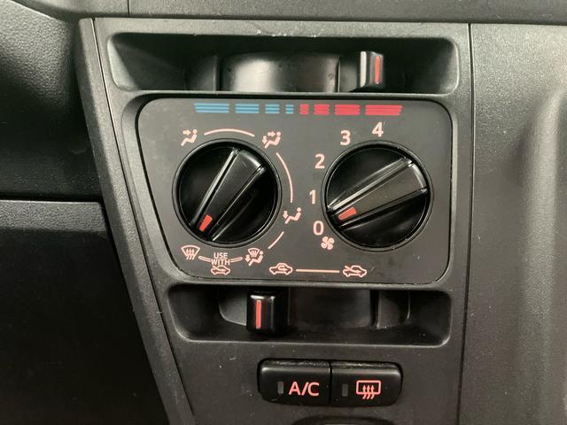 ハイゼットカーゴ クルーズターボＳＡＩＩＩ　下取車　ナビ　ブルートゥース　衝突被害軽減システム　横滑防止　レーンキープアシスト　ＬＥＤヘッドランプ　オートライト　オートマチックハイビーム　アイドリングストップ　キーレス　ＡＢＳ（18枚目）