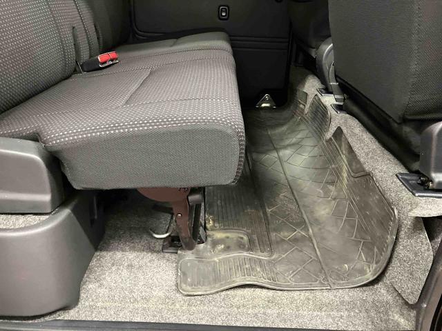 ハイゼットカーゴ クルーズターボＳＡＩＩＩ　下取車　ナビ　ブルートゥース　衝突被害軽減システム　横滑防止　レーンキープアシスト　ＬＥＤヘッドランプ　オートライト　オートマチックハイビーム　アイドリングストップ　キーレス　ＡＢＳ（33枚目）