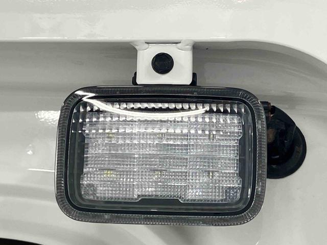 ハイゼットトラック スタンダード　農用スペシャル　１オーナー　４ＷＤ　ＣＶＴ車　衝突被害軽減システム　レーンキープアシスト　アイドリングストップ　運転席エアバッグ　助手席エアバッグ　ＡＢＳ　オートライト　オートマチックハイビーム（32枚目）