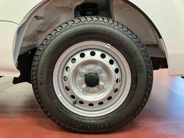ハイゼットトラック スタンダード　農用スペシャル　１オーナー　４ＷＤ　ＣＶＴ車　衝突被害軽減システム　レーンキープアシスト　アイドリングストップ　運転席エアバッグ　助手席エアバッグ　ＡＢＳ　オートライト　オートマチックハイビーム（40枚目）