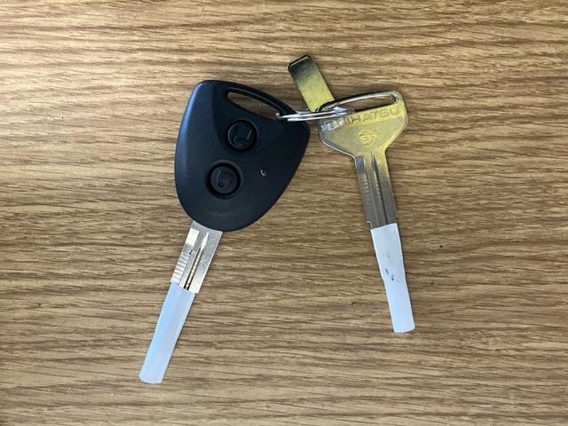 ミライース X リミテッドSAIII 1オーナー 衝突被害軽減システム レーンキープアシスト 電動格納ミラー LEDヘッドランプ オートライト オートマチックハイビーム 運転席エアバッグ 助手席エアバッグ キーレスキー 衝突安全ボディ(14枚目)