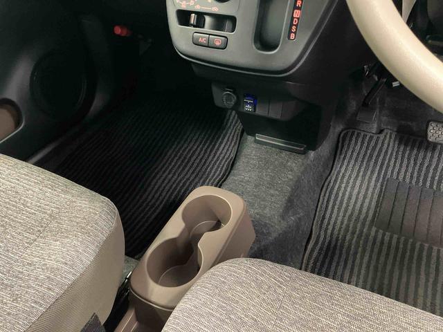 センターコンソールトレイ（カップホルダー付き）