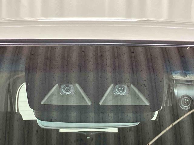 ムーヴ カスタム　Ｘ　ＶＳ　ＳＡＩＩＩ　下取車　ナビ　ブルートゥース　ドライブレコーダー　パノラマモニター　衝突被害軽減システム　車線逸脱警報　スマートキー　プッシュスタート　ＡＢＳ　運転席シートヒーター　ＬＥＤヘッドランプ　オートライト（9枚目）