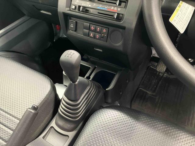 ハイゼットトラック スタンダード 1オーナー 2WD マニュアル車 衝突被害軽減システム レーンキープアシスト 横滑防止 パワステ 運転席エアバッグ 助手席エアバッグ アイドリングストップ ABS オートライト(21枚目)