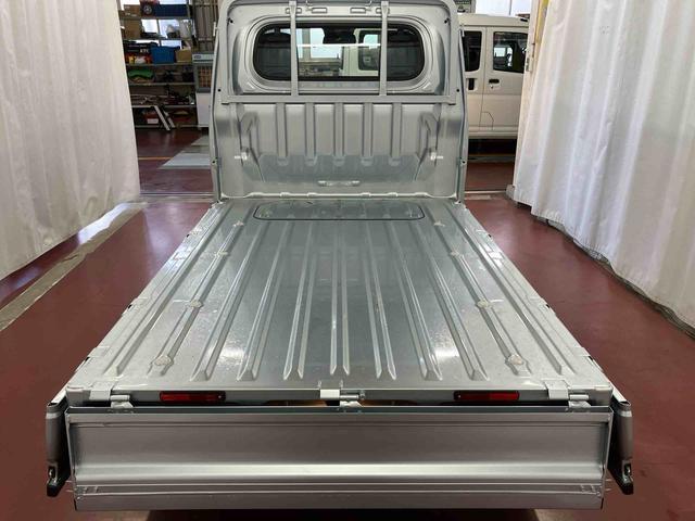 ハイゼットトラック スタンダード 1オーナー 2WD マニュアル車 衝突被害軽減システム レーンキープアシスト 横滑防止 パワステ 運転席エアバッグ 助手席エアバッグ アイドリングストップ ABS オートライト(30枚目)