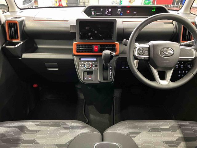 タント ファンクロスターボ 元試乗車 ターボ 衝突被害軽減システム レーンキープアシスト 両側電動スライドドア シートヒーター LEDヘッドランプ オートライト オートマチックハイビーム ベンチシート アイドリングストップ(10枚目)