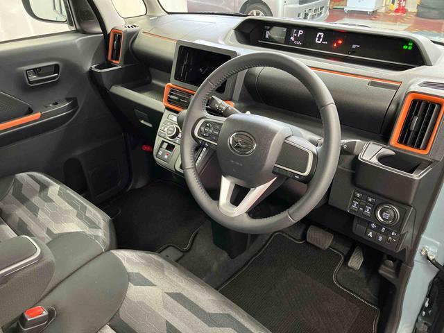 タント ファンクロスターボ 元試乗車 ターボ 衝突被害軽減システム レーンキープアシスト 両側電動スライドドア シートヒーター LEDヘッドランプ オートライト オートマチックハイビーム ベンチシート アイドリングストップ(12枚目)