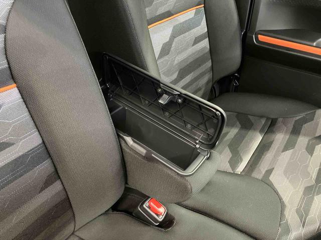 タント ファンクロスターボ 元試乗車 ターボ 衝突被害軽減システム レーンキープアシスト 両側電動スライドドア シートヒーター LEDヘッドランプ オートライト オートマチックハイビーム ベンチシート アイドリングストップ(25枚目)