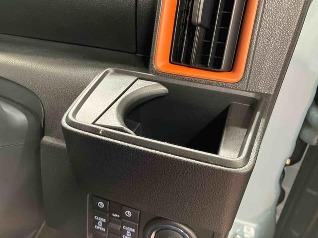 タント ファンクロスターボ 元試乗車 ターボ 衝突被害軽減システム レーンキープアシスト 両側電動スライドドア シートヒーター LEDヘッドランプ オートライト オートマチックハイビーム ベンチシート アイドリングストップ(30枚目)