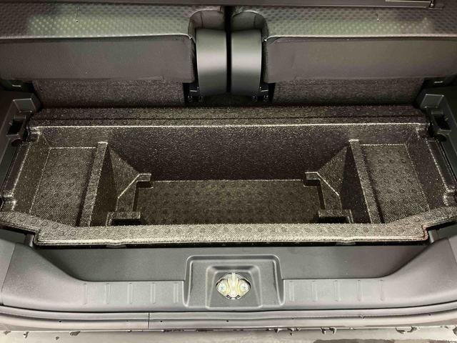 タント ファンクロスターボ 元試乗車 ターボ 衝突被害軽減システム レーンキープアシスト 両側電動スライドドア シートヒーター LEDヘッドランプ オートライト オートマチックハイビーム ベンチシート アイドリングストップ(39枚目)