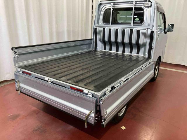 ハイゼットトラック ＥＸＴ　下取車　修復歴有　４ＷＤ　マニュアル車　荷台ラバーマット　ＣＤ　ラジオ　ＡＵＸ　ＬＥＤヘッドライト　パワーウインドウ　フォグランプ　キーレス（29枚目）