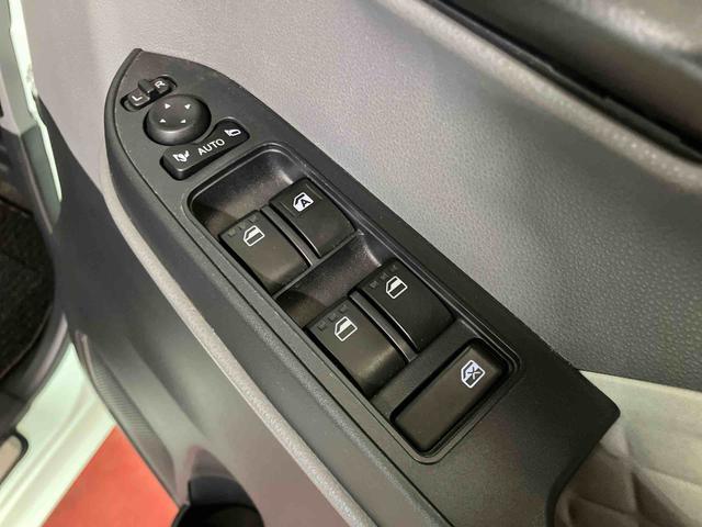 タント Ｘセレクション　下取車　シートヒーター　衝突被害軽減システム　レーンキープアシスト　ＬＥＤヘッドライト　スマートキー　オートライト　オートマチックハイビーム　アイドリングストップ　片側電動両側スライドドア（29枚目）