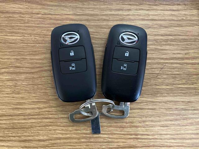 タント Ｘ　元試乗車　衝突被害軽減システム　車線逸脱警報　アイドリングストップ　電動格納ミラー　スマートキー　ＬＥＤヘッドランプ　オートライト　オートマチックハイビーム　シートヒーター　アイドリングストップ（13枚目）