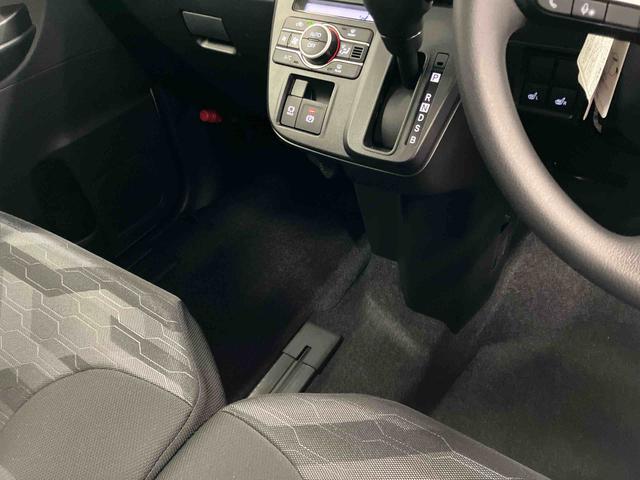 タント ファンクロス　元展示車　届出済未使用車　禁煙　衝突被害軽減システム　レーンキープアシスト　両側電動スライドドア　シートヒーター　ＬＥＤヘッドランプ　オートライト　オートマチックハイビーム　スマートキー　ベンチシート（25枚目）