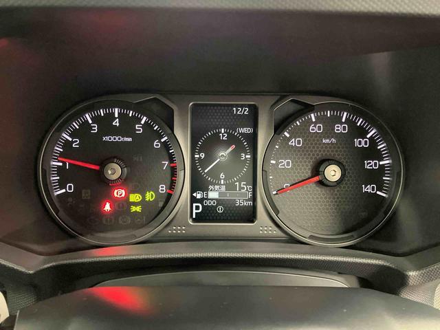 タフト Ｇ　ダーククロムベンチャー　元展示車　届出済未使用車　衝突被害軽減システム　レーンキープアシスト　アダプティブクルーズコントロール　シートヒーター　サンルーフ　ＬＥＤヘッドランプ　オートマチックハイビーム　衝突安全ボディ（11枚目）