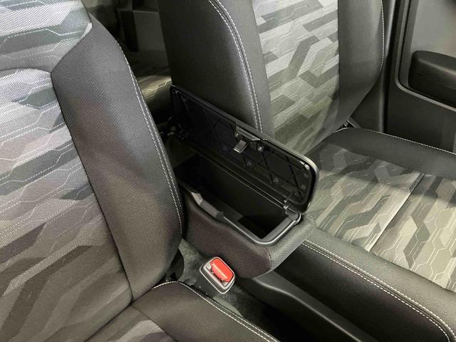 タフト Ｇ　ダーククロムベンチャー　元展示車　届出済未使用車　衝突被害軽減システム　レーンキープアシスト　アダプティブクルーズコントロール　シートヒーター　サンルーフ　ＬＥＤヘッドランプ　オートマチックハイビーム　衝突安全ボディ（24枚目）