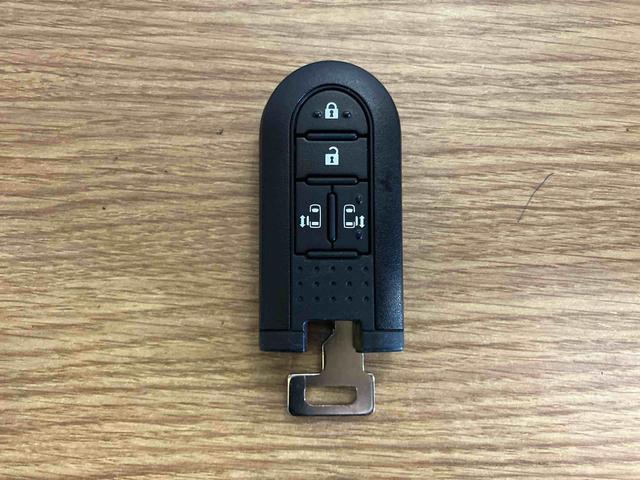 ムーヴキャンバス Ｘメイクアップリミテッド　ＳＡＩＩＩ　下取車　ナビ　パノラマカメラ　衝突被害軽減システム　ＥＴＣ　スマートキー　プッシュスタート　オートライト　オートマチックハイビーム　電動格納ミラー　ベンチシート　運転席エアバッグ　助手席エアバッグ（16枚目）