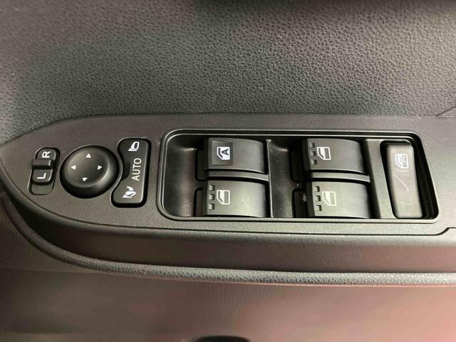 タント ファンクロス　１オーナー　ディスプレイオーディオ　ブルートゥース　ＥＴＣ　バックモニター　衝突被害軽減システム　レーンキープアシスト　両側電動スライドドア　シートヒーター　ＬＥＤヘッドランプ　スマートキー（35枚目）