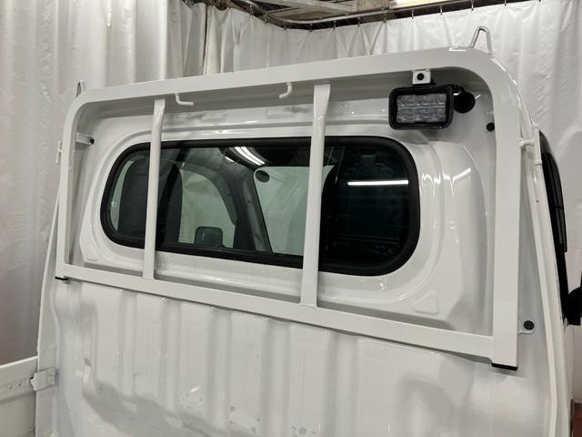 ハイゼットトラック スタンダード 農用スペシャル 4WD マニュアル車 1オーナー 衝突被害軽減システム アイドリングストップ オートライト 運転席エアバッグ 助手席エアバッグ レーンキープアシスト 誤発進抑制機能 オートマチックハイビーム パワステ(29枚目)