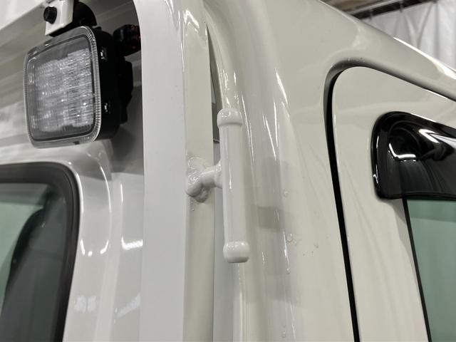 ハイゼットトラック スタンダード 農用スペシャル 4WD マニュアル車 1オーナー 衝突被害軽減システム アイドリングストップ オートライト 運転席エアバッグ 助手席エアバッグ レーンキープアシスト 誤発進抑制機能 オートマチックハイビーム パワステ(31枚目)