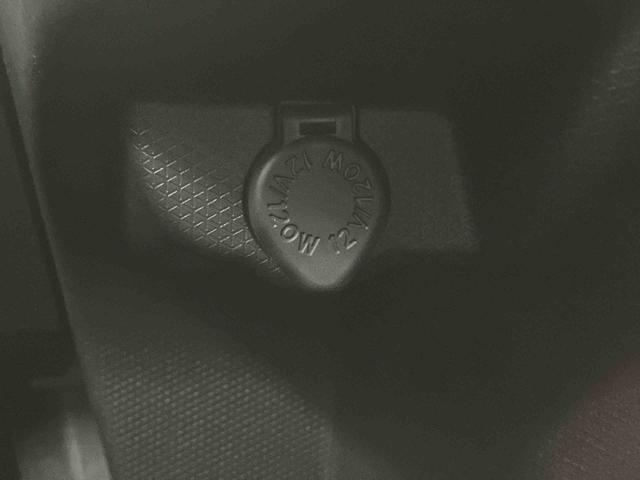 タント カスタムＲＳ　元試乗車　ターボ　両側電動スライドドア　レーンキープアシスト　アイドリングストップ　電動格納ミラー　シートヒーター　オートマチックハイビーム　ＬＥＤヘッドランプ　１オーナー　オートライト　スマートキー（22枚目）