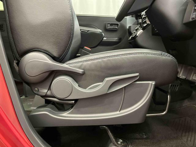 タント カスタムＲＳ　元試乗車　ターボ　両側電動スライドドア　レーンキープアシスト　アイドリングストップ　電動格納ミラー　シートヒーター　オートマチックハイビーム　ＬＥＤヘッドランプ　１オーナー　オートライト　スマートキー（24枚目）