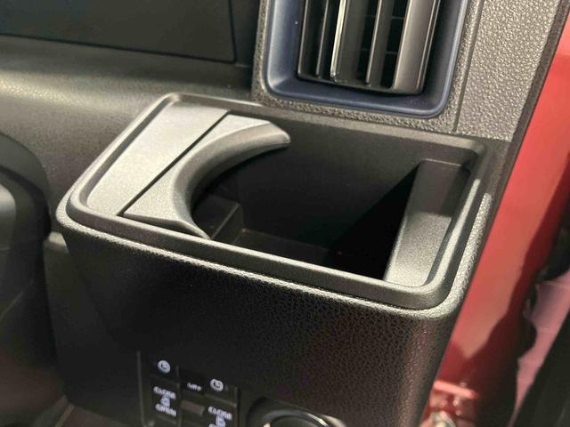 タント カスタムＲＳ　元試乗車　ターボ　両側電動スライドドア　レーンキープアシスト　アイドリングストップ　電動格納ミラー　シートヒーター　オートマチックハイビーム　ＬＥＤヘッドランプ　１オーナー　オートライト　スマートキー（29枚目）