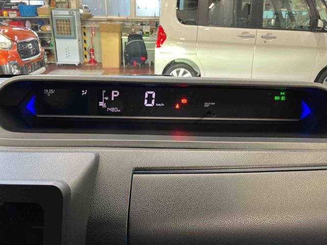 タント カスタムＸ　元試乗車　衝突被害軽減システム　車線逸脱防止　アイドリングストップ　ＬＥＤヘッドランプ　オートライト　シートヒーター　両側電動スライドドア　スマートキー　プッシュスタート　オートマチックハイビーム（11枚目）