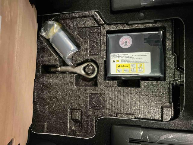 タント カスタムＸ　元試乗車　衝突被害軽減システム　車線逸脱防止　アイドリングストップ　ＬＥＤヘッドランプ　オートライト　シートヒーター　両側電動スライドドア　スマートキー　プッシュスタート　オートマチックハイビーム（40枚目）