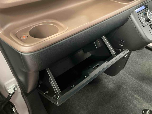 ムーヴキャンバス セオリーＧ　ｅｃｏ　ＩＤＬＥ非装着車　届出済未使用車　元展示車　衝突被害軽減システム　電動格納ミラー　ＬＥＤヘッドランプ　シートヒーター　両側電動スライドドア　禁煙　オートライト　ベンチシート　１オーナー　車線逸脱警報　スマートキー（30枚目）