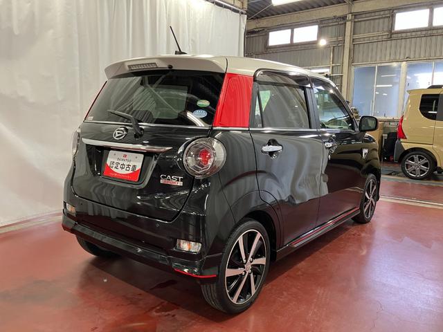 �����ڂ̓R���p�N�g�ł����A������g�����N�X�y�[�X�͍L�X�I