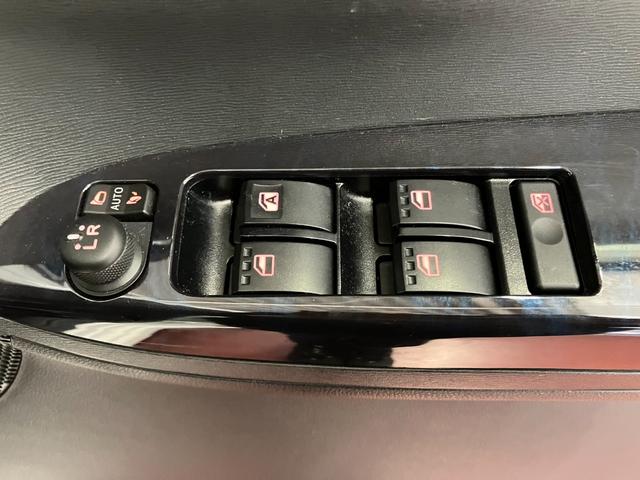 タント カスタムＲＳ　トップエディションリミテッドＳＡＩＩＩ　下取車　ターボ　ナビ　パノラマモニター　ドラレコ　シートヒーター　ＥＴＣ　両側電動スライドドア　ＬＥＤヘッドランプ　スマートキー　オートマチックハイビーム　ＴＶ　アルミホイール　ＤＶＤ　車線逸脱警報（33枚目）