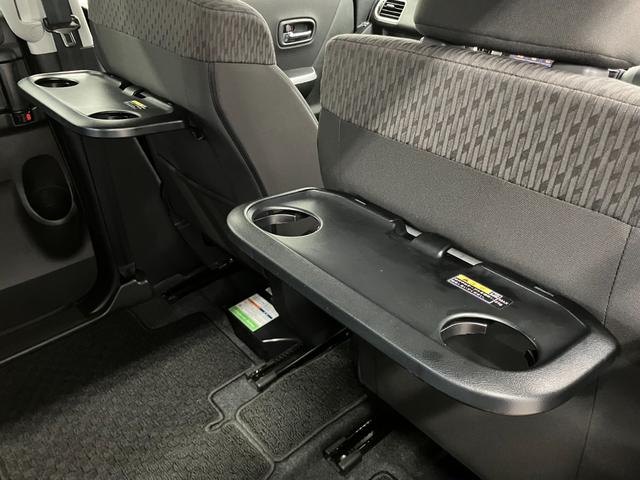 �y�i�[���V�[�g�o�b�N�e�[�u���i�^�]�ȁ^����ȁj�z�@���ݕ���H�ו����C�y�ɒu����e�[�u���́A�ԓ��ł̋x�e�ɕ֗��ł��B