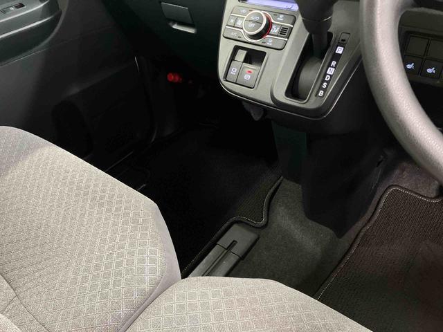 タント Ｘ　ひょう害車　元試乗車　アイドリングストップ　衝突被害軽減システム　電動格納ミラー　スマートキー　ＬＥＤヘッドランプ　車線逸脱警報　オートマチックハイビーム　片側電動両側スライドドア　１オーナー（26枚目）