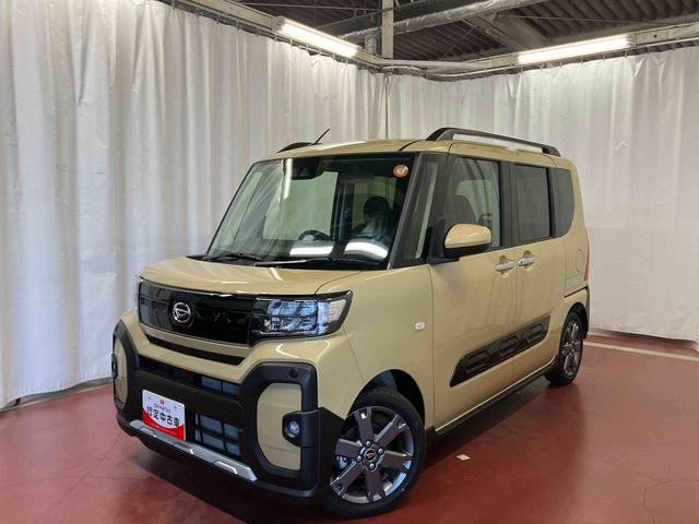 タント ファンクロスターボ　届出済未使用車　元展示車　ターボ　電動格納ミラー　ＬＥＤヘッドランプ　シートヒーター　衝突被害軽減システム　スマートキー　禁煙　アイドリングストップ　１オーナー　オートライト　オートマチックハイビーム（2枚目）