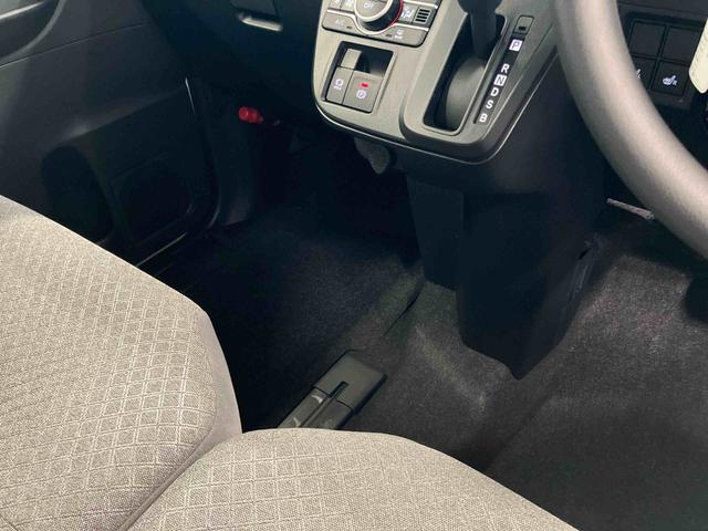 タント Ｘ　届出済未使用車　元展示車　アイドリングストップ　衝突被害軽減システム　電動格納ミラー　スマートキー　ＬＥＤヘッドランプ　車線逸脱警報　オートマチックハイビーム　片側電動両側スライドドア　１オーナー（26枚目）