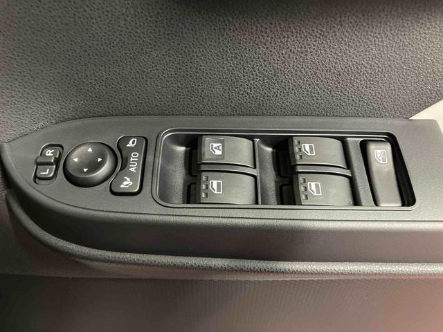 タント Ｘ　届出済未使用車　元展示車　アイドリングストップ　衝突被害軽減システム　電動格納ミラー　スマートキー　ＬＥＤヘッドランプ　車線逸脱警報　オートマチックハイビーム　片側電動両側スライドドア　１オーナー（32枚目）